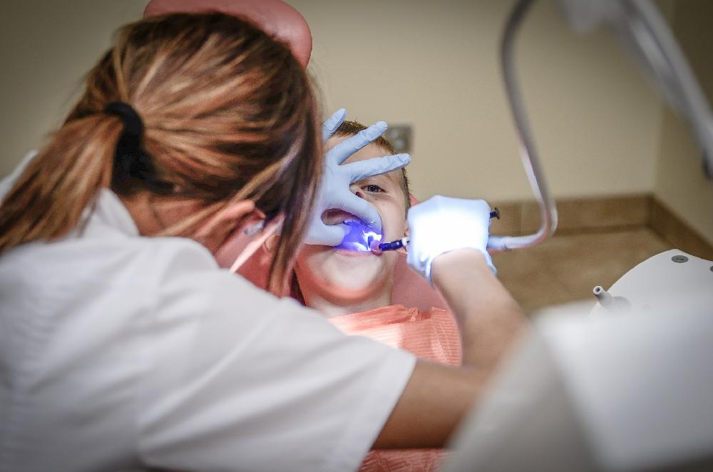 Jak przebiega leczenie ortodontyczne